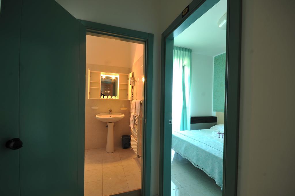 Hotel Santoianni San Martino in Pensilis Pokoj fotografie