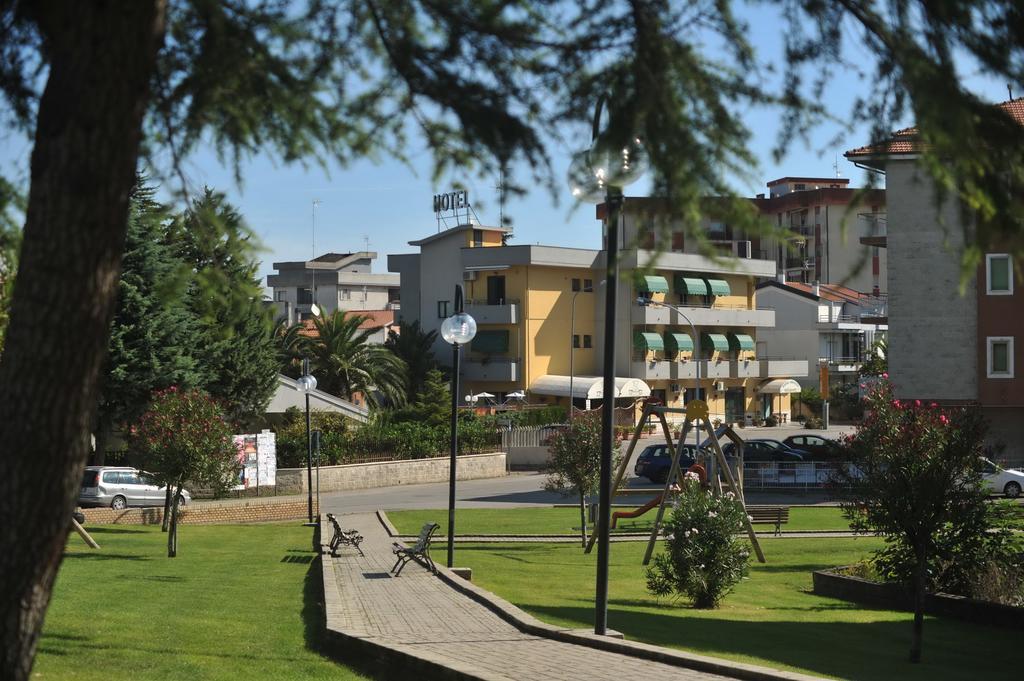 Hotel Santoianni San Martino in Pensilis Pokoj fotografie